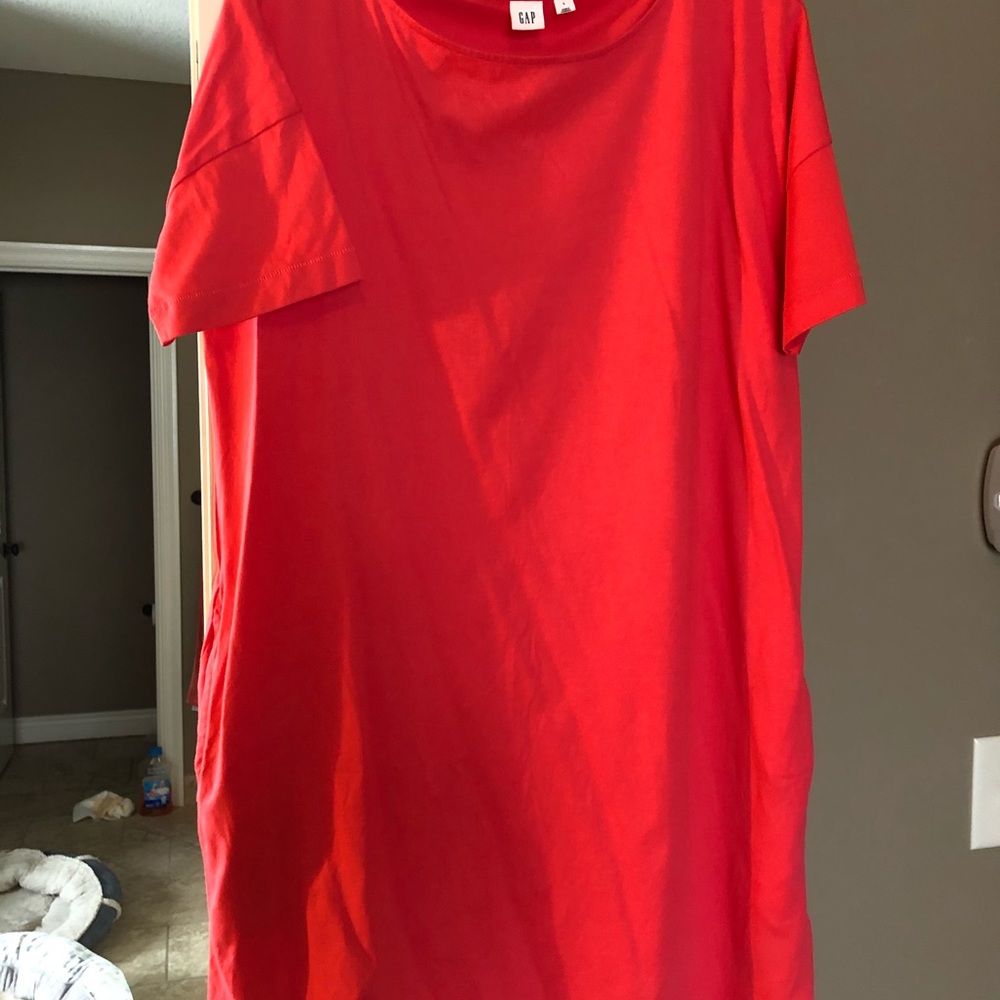 Gap coral dress